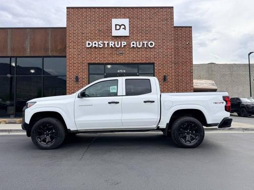 2024 Chevrolet Colorado WT