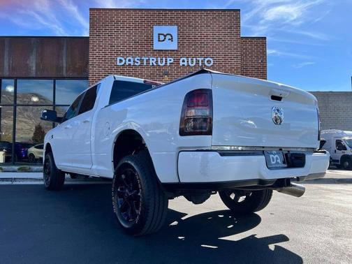 2021 RAM 2500 Big Horn Crew Cab 4x4 6'4' Box