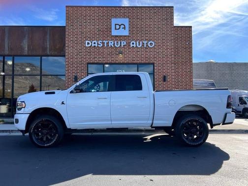 2021 RAM 2500 Big Horn Crew Cab 4x4 6'4' Box