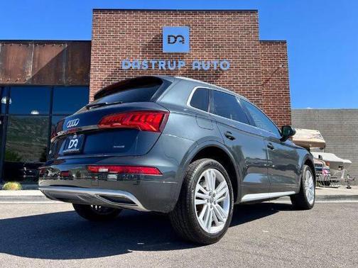 2019 Audi Q5 2.0T Premium Plus