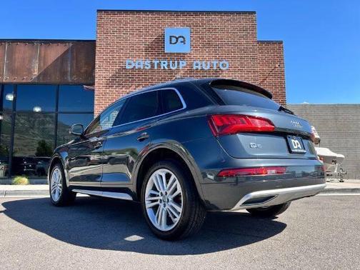 2019 Audi Q5 2.0T Premium Plus
