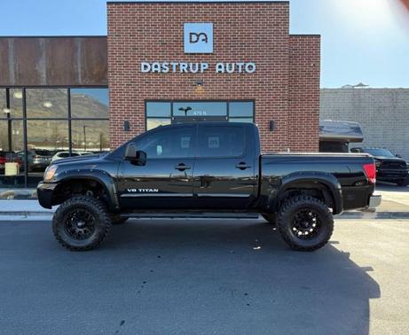 2015 Nissan Titan SV