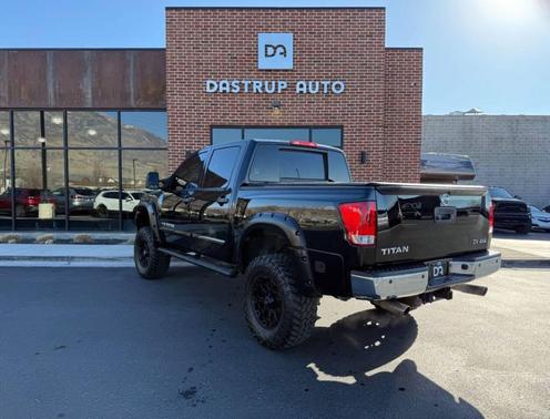 2015 Nissan Titan SV