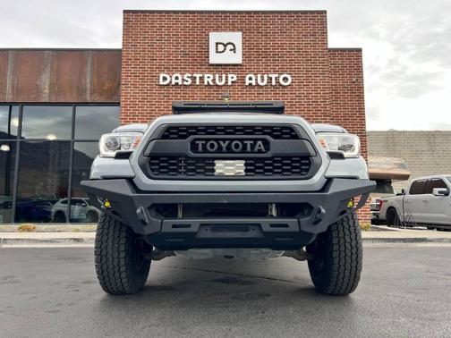 2019 Toyota Tacoma TRD Sport