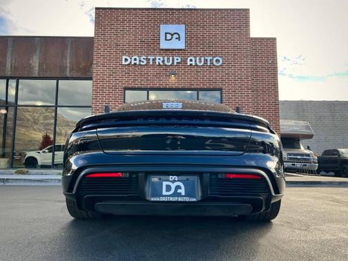 2021 Porsche Taycan Turbo S