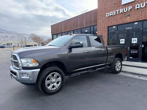 2017 RAM 2500 Big Horn Crew Cab 4x4 6'4' Box