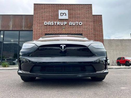 2024 Tesla Model X Long Range