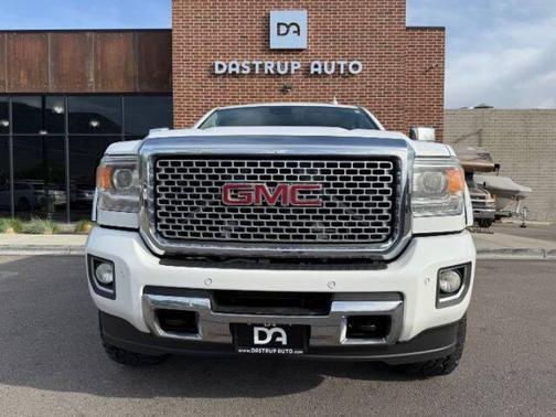 2015 GMC Sierra 2500 Denali
