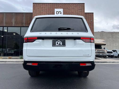 Bright White Clearcoat 2024 Jeep Wagoneer L Series II 4x2
