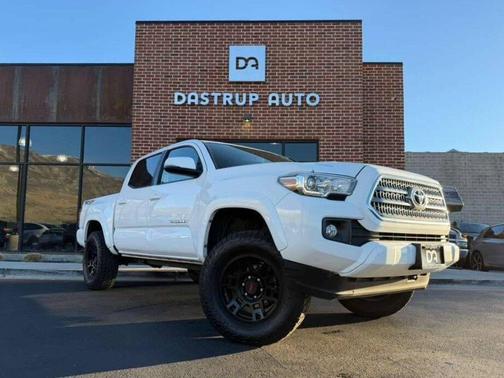 2017 Toyota Tacoma TRD Sport