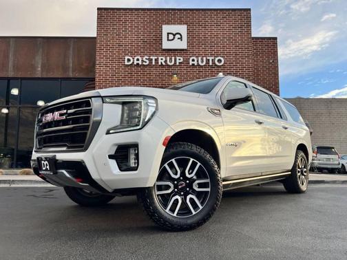 2021 GMC Yukon XL 4WD AT4