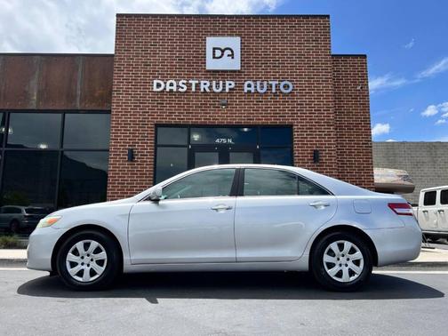 Classic Silver Metallic 2010 Toyota Camry LE
