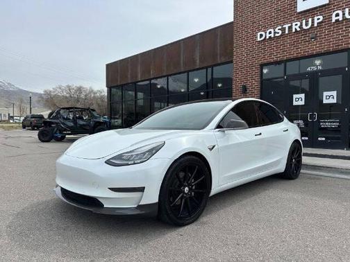 2018 Tesla Model 3 Performance