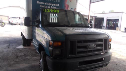 2009 Ford E350 