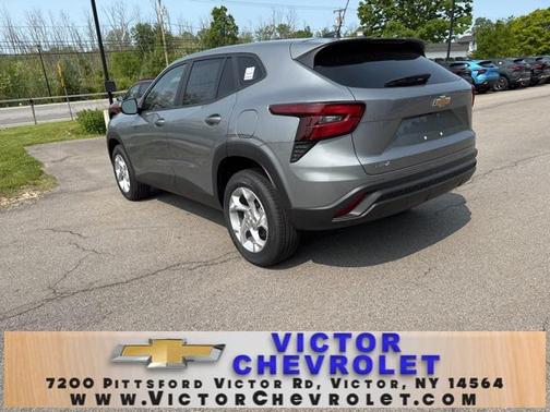 2025 Chevrolet Trax LS