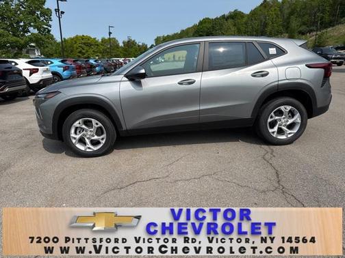 2025 Chevrolet Trax LS