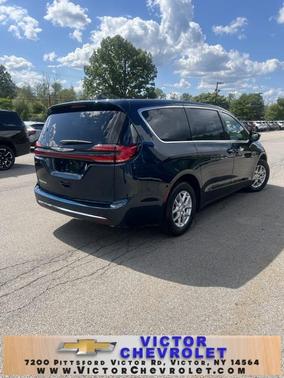 2025 Chrysler Pacifica L
