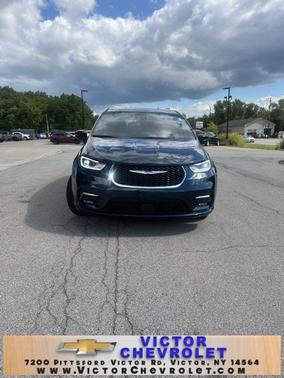 2025 Chrysler Pacifica L