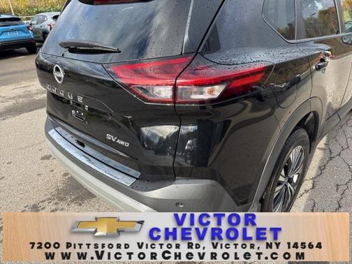 2022 Nissan Rogue SV