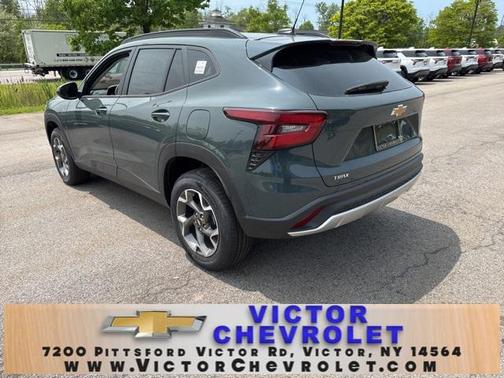2025 Chevrolet Trax LT