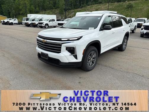 2025 Chevrolet Traverse LT