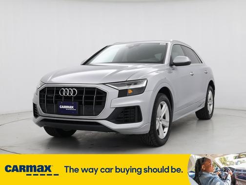 2019 Audi Q8 Premium