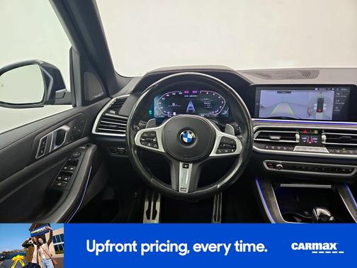 Black 2022 BMW X5 M50i