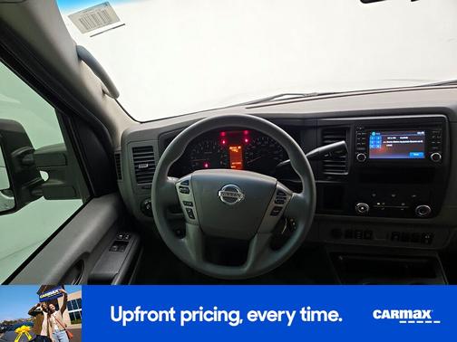 2016 Nissan NV Passenger NV3500 HD SV