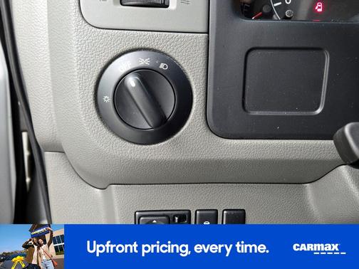 2016 Nissan NV Passenger NV3500 HD SV