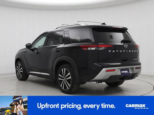 Black 2024 Nissan Pathfinder Platinum