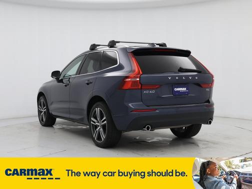 2021 Volvo XC60 T5 Momentum