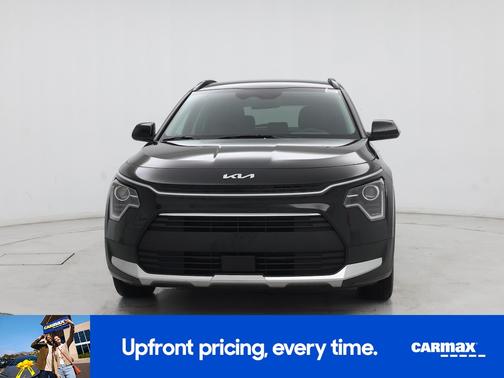 Black 2023 Kia Niro EX