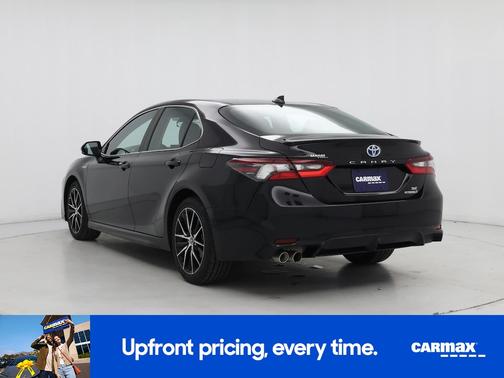 2021 Toyota Camry Hybrid SE