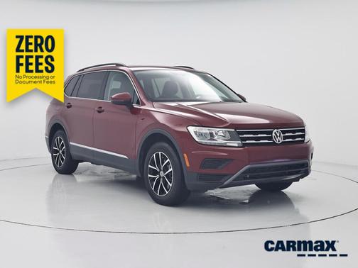 Red 2021 Volkswagen Tiguan SE