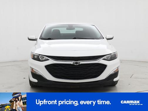 White 2022 Chevrolet Malibu RS