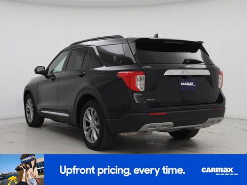 Black 2022 Ford Explorer XLT