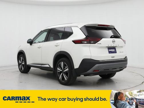 2022 Nissan Rogue SL