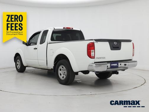 White 2014 Nissan Frontier S