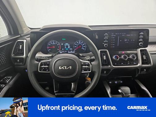 2023 Kia Sorento LX