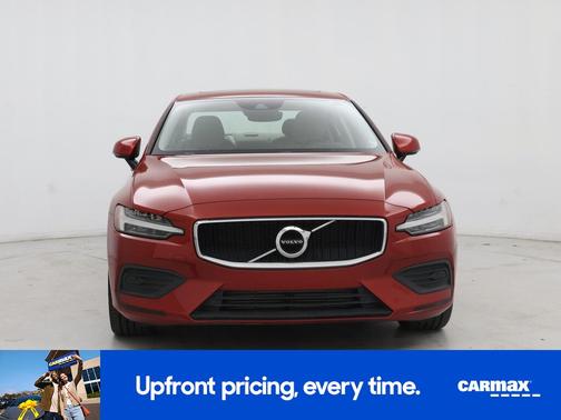 2020 Volvo S60 T5 Momentum