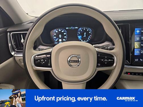 Red 2020 Volvo S60 T5 Momentum