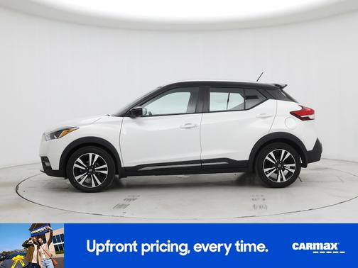 2020 Nissan Kicks SR