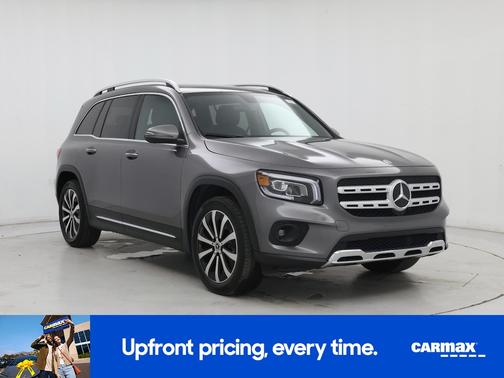Gray 2022 Mercedes-Benz GLB 250
