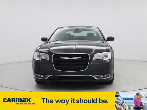 2015 Chrysler 300 Limited