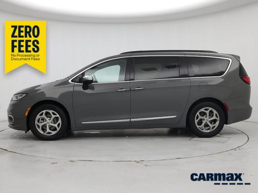 Gray 2023 Chrysler Pacifica Limited