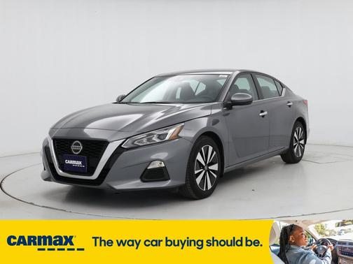 2022 Nissan Altima SV