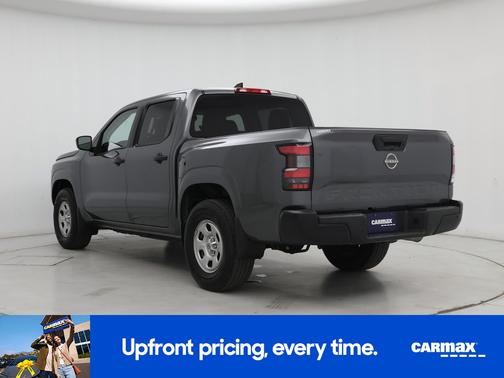 Gray 2022 Nissan Frontier S