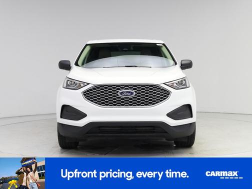 White 2024 Ford Edge SE