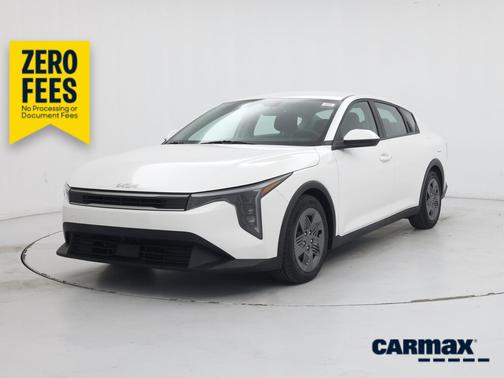 White 2025 Kia K4 LX
