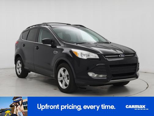 Black 2016 Ford Escape SE